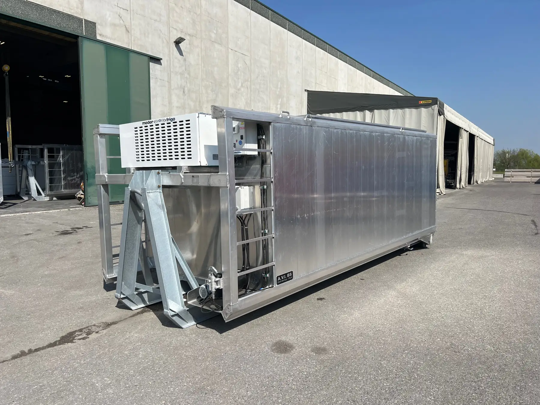 Container Isotermico Con Gruppo Frigo 3